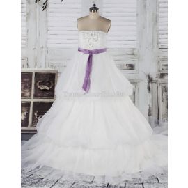 Vestido de novia palabra de honor sin mangas con tul con lazo