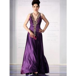 Exquisitos vestidos de noche largos de raso púrpura con correas