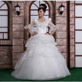 Vestido de novia de princesa con media manga y columpio romántico