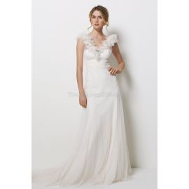 Precioso vestido de novia formal romántico con escote en V